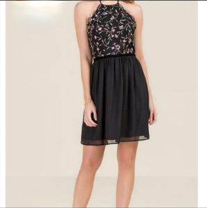 Francesca's Scalloped Floral Embroidered Halter Dress Size S